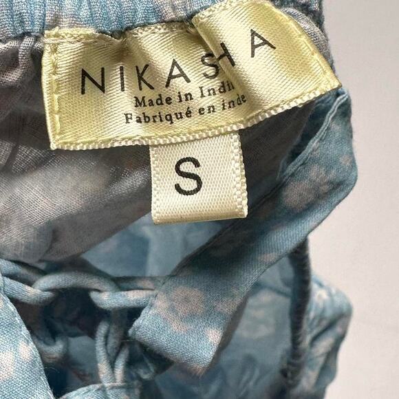 Nikasha Size S Vintage Y2K Fairy Crotchet V Neck Super Flattering Plunging Top - Picture 5 of 5